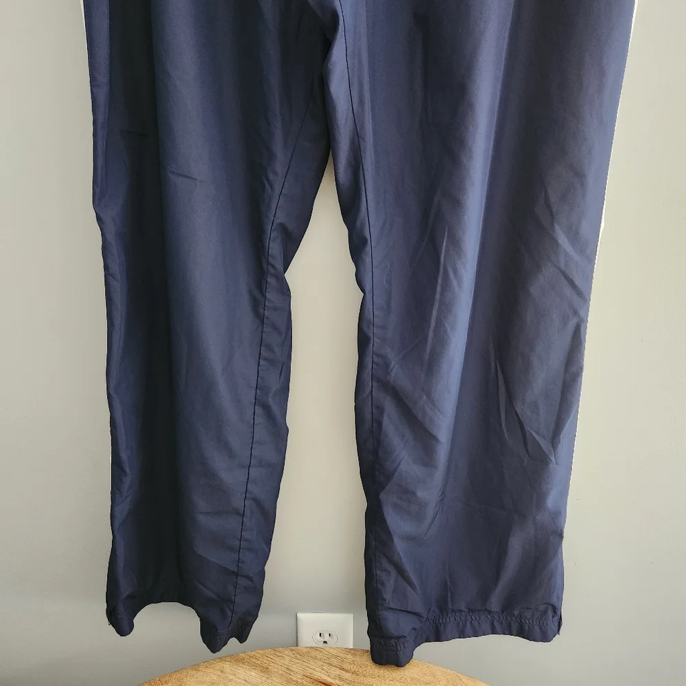 Men's Blue Under Amour Loose Athletic Pants with White Side Stripe and Zipper